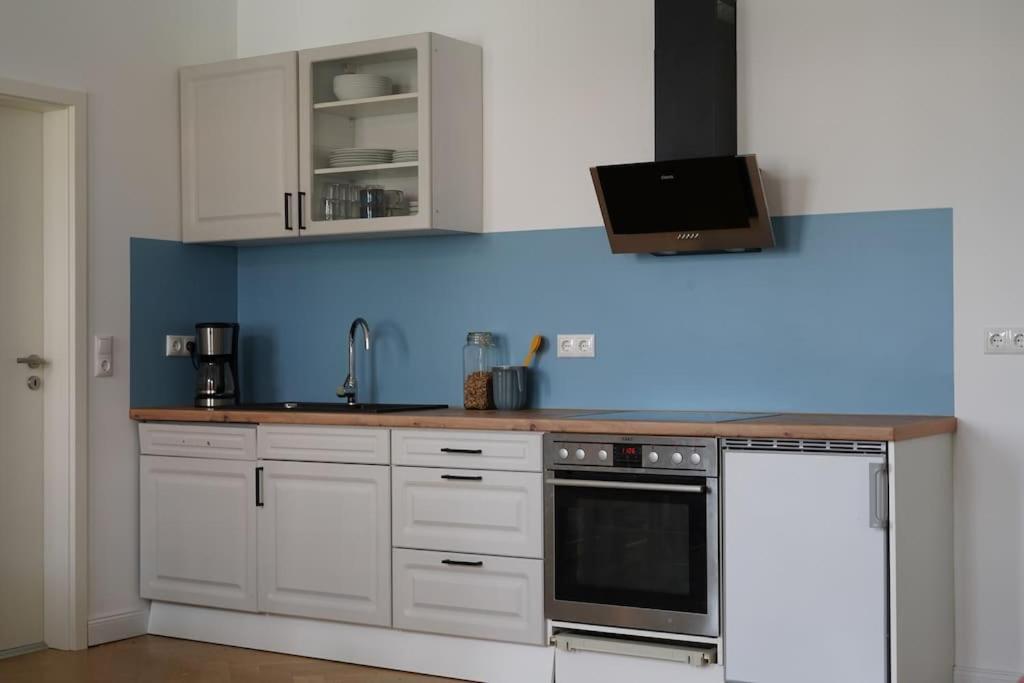 Schoene Ferienwohnung Mit Zwei Schlafzimmern Quedlinburg Bagian luar foto