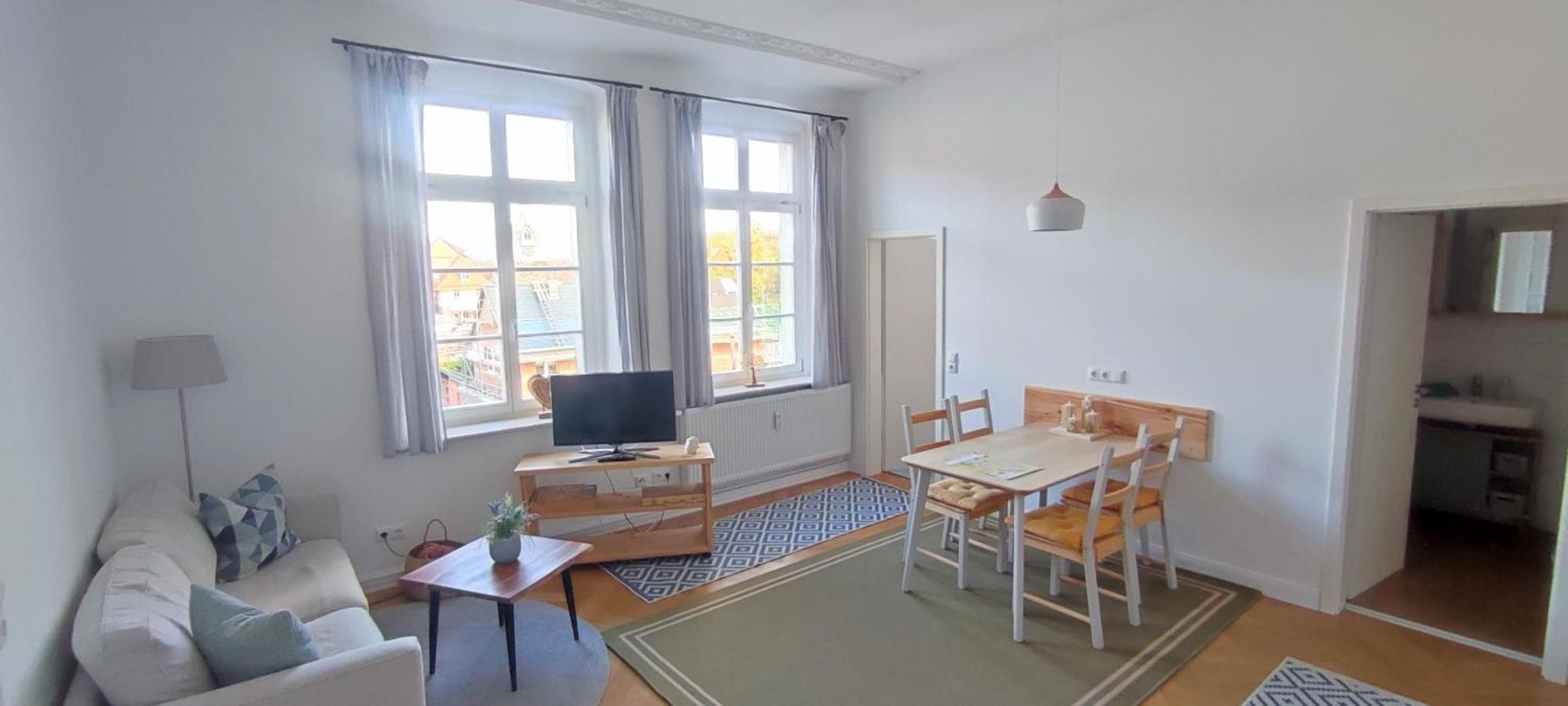 Schoene Ferienwohnung Mit Zwei Schlafzimmern Quedlinburg Bagian luar foto